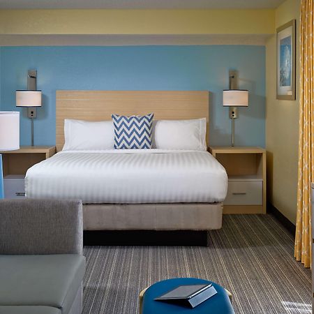 Sonesta Simply Suites Cleveland Airport Мидлберг-Хайтс Экстерьер фото
