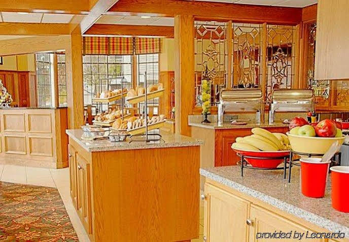 Sonesta Simply Suites Cleveland Airport Мидлберг-Хайтс Экстерьер фото