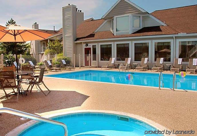 Sonesta Simply Suites Cleveland Airport Мидлберг-Хайтс Экстерьер фото